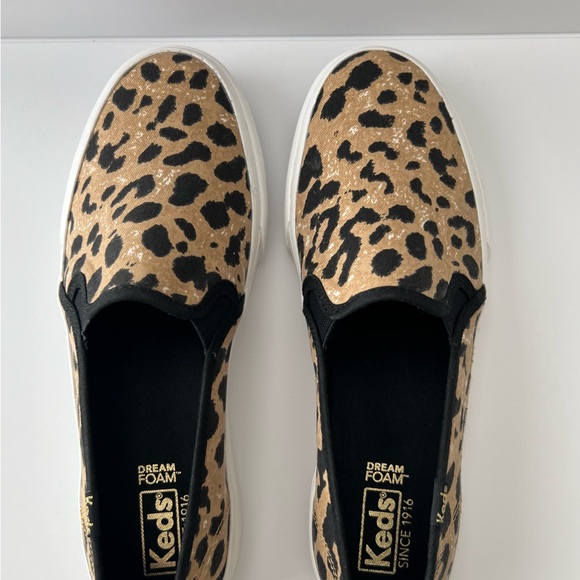 Keds Tan and Black Leopard Print Flats - Picture 7 of 15